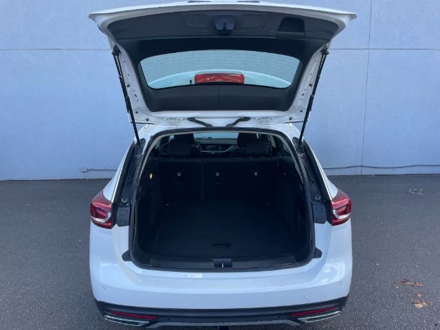 Buick Regal TourX  2019