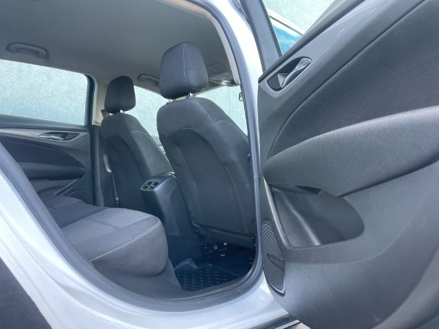 Buick Regal TourX  2019