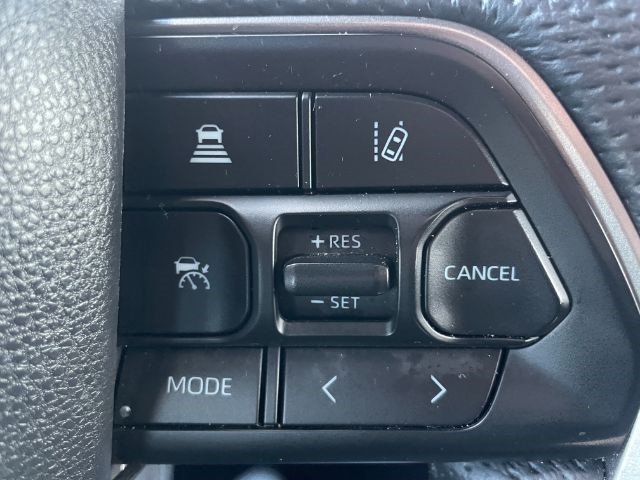 Toyota Tundra 4WD  2025