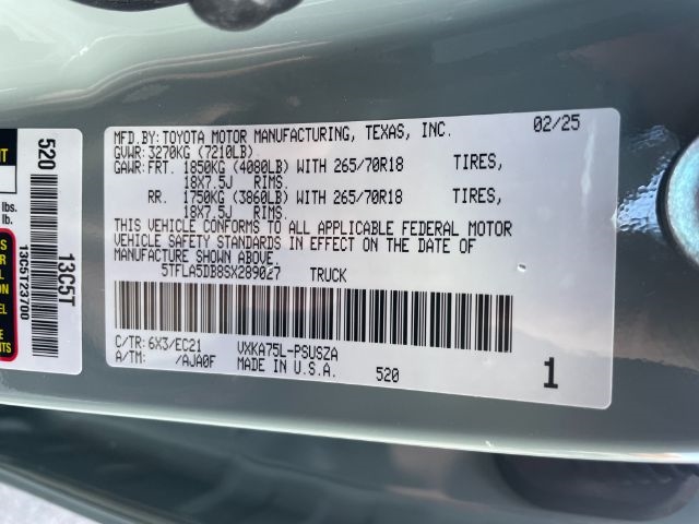 Toyota Tundra 4WD  2025