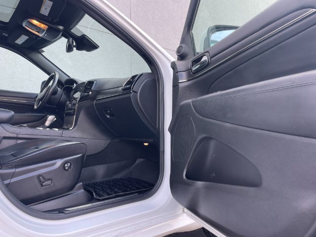 Jeep Grand Cherokee  2021