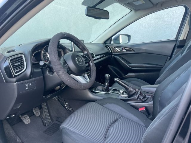 Mazda MAZDA3  2016