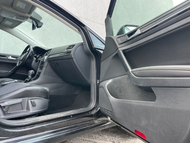 Volkswagen Golf SportWagen  2018