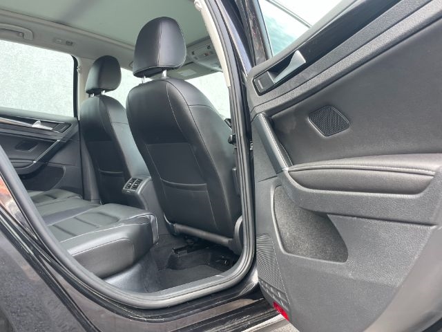 Volkswagen Golf SportWagen  2018