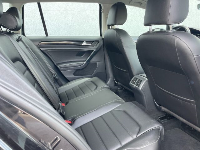 Volkswagen Golf SportWagen  2018