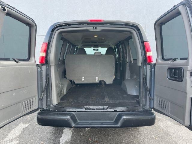 Chevrolet Express Passenger  2015