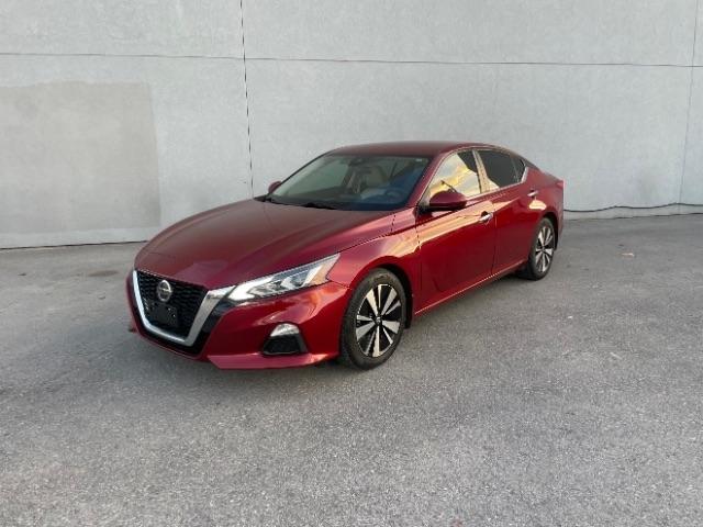 Nissan Altima  2022