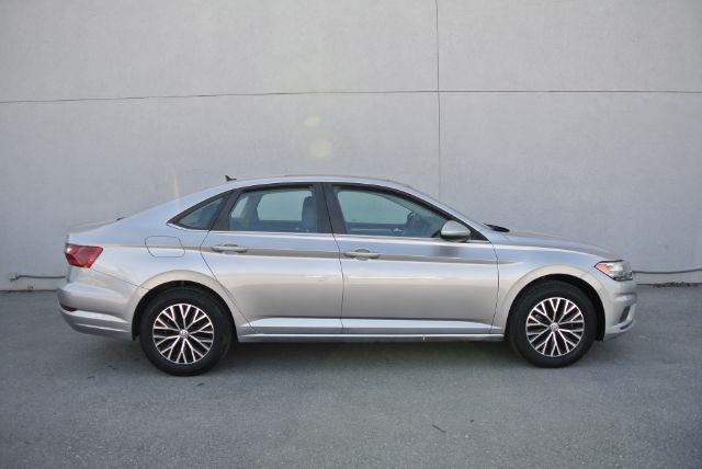 Volkswagen Jetta  2020