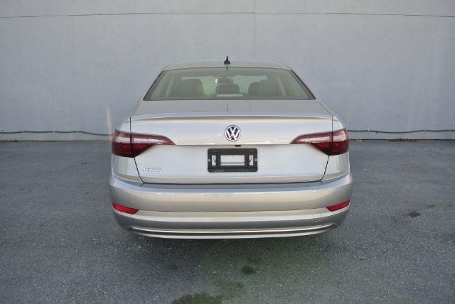 Volkswagen Jetta  2020