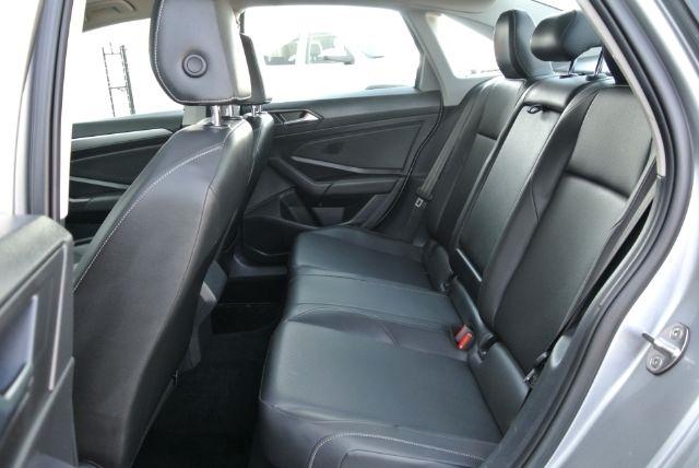 Volkswagen Jetta  2020