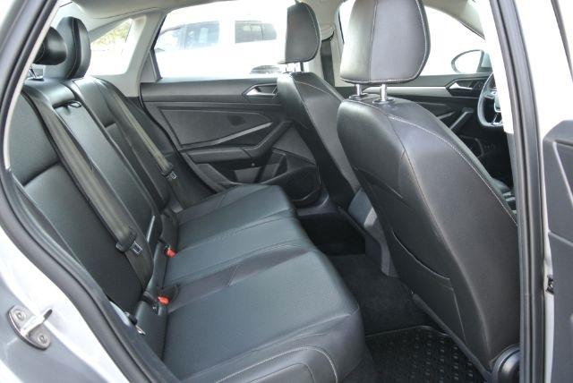 Volkswagen Jetta  2020