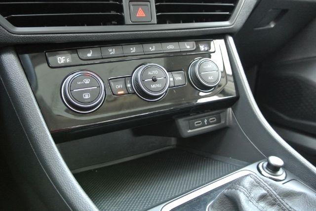 Volkswagen Jetta  2020