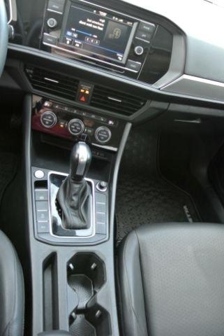 Volkswagen Jetta  2020