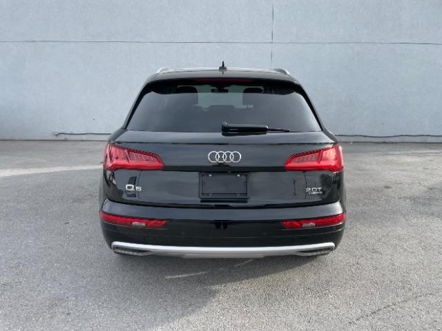 Audi Q5  2018