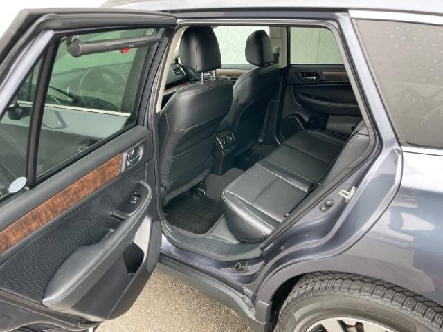 Subaru Outback  2016