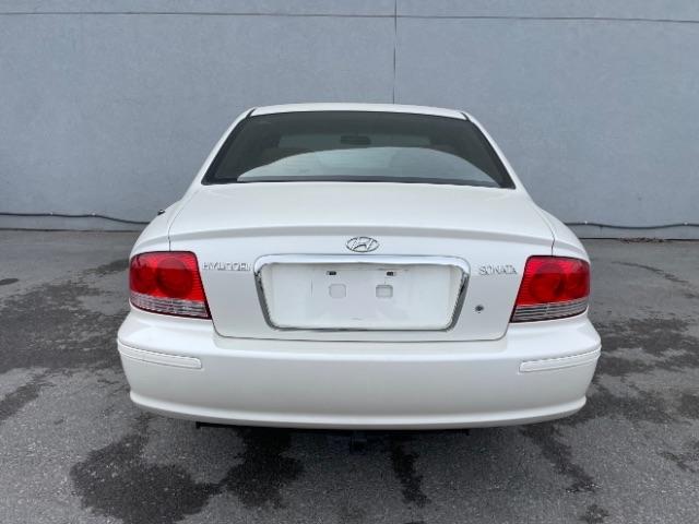 Hyundai Sonata  2004