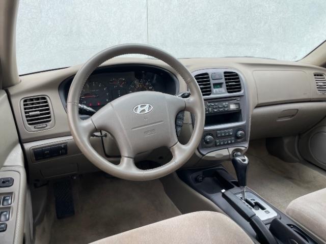 Hyundai Sonata  2004