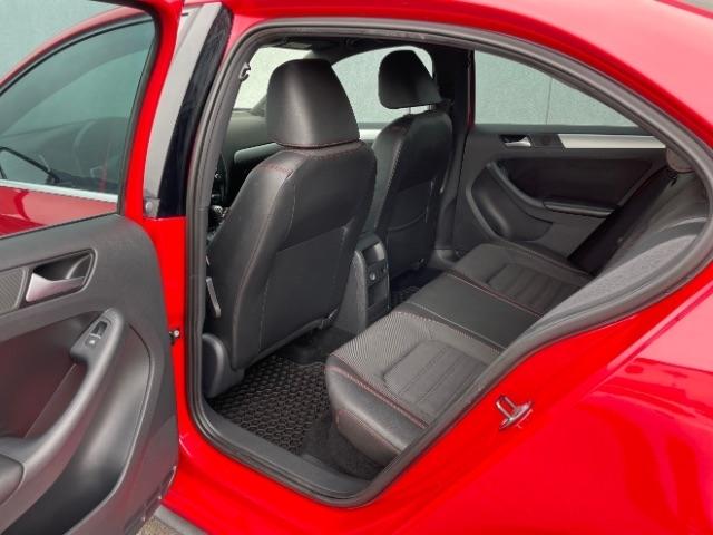 Volkswagen Jetta Sedan  2014