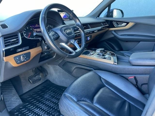 Audi Q7  2017