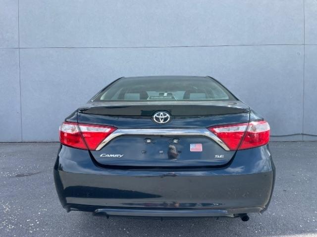 Toyota Camry  2017