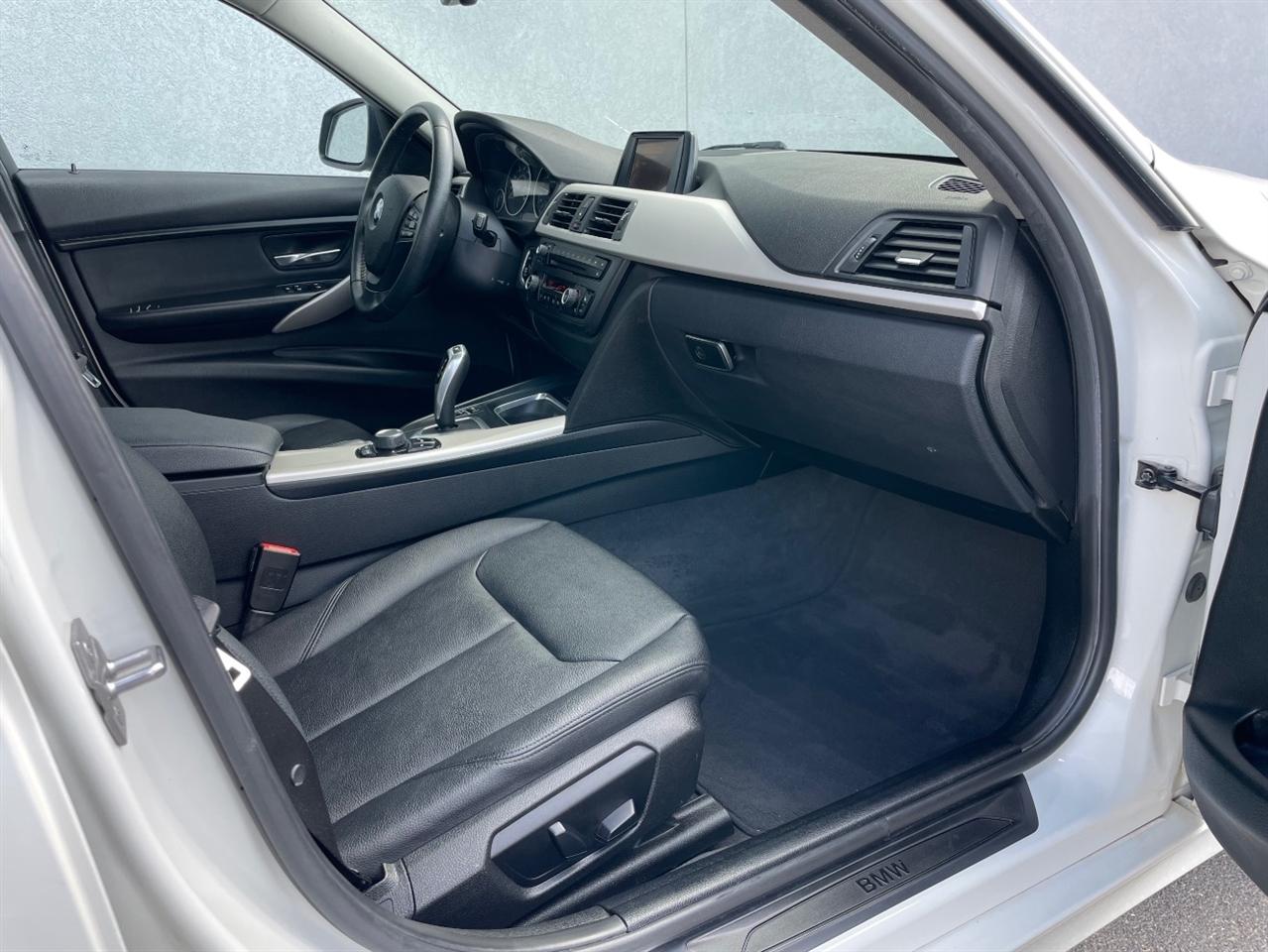 BMW 3 Series  2015