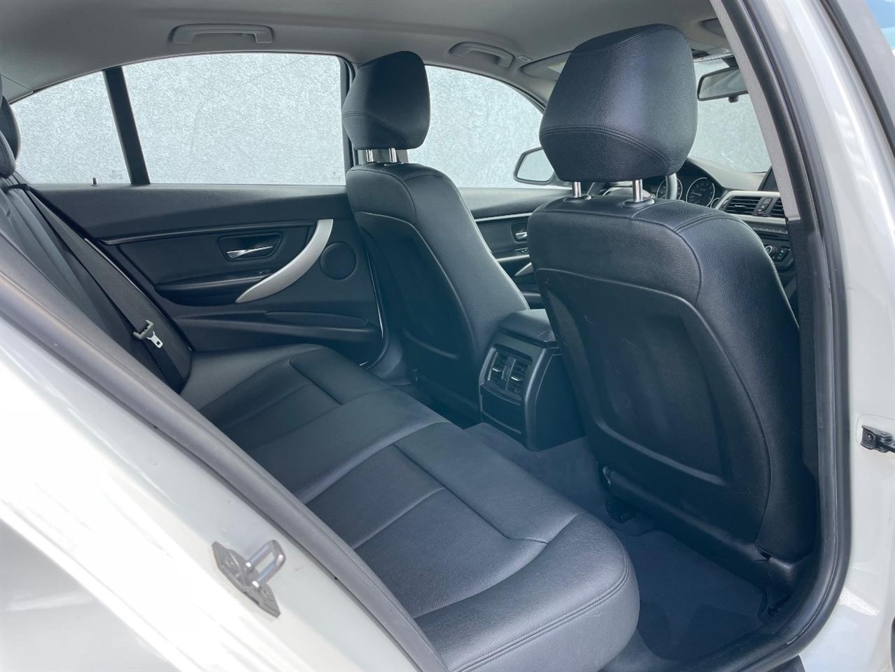 BMW 3 Series  2015