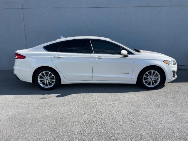 Ford Fusion Hybrid  2019