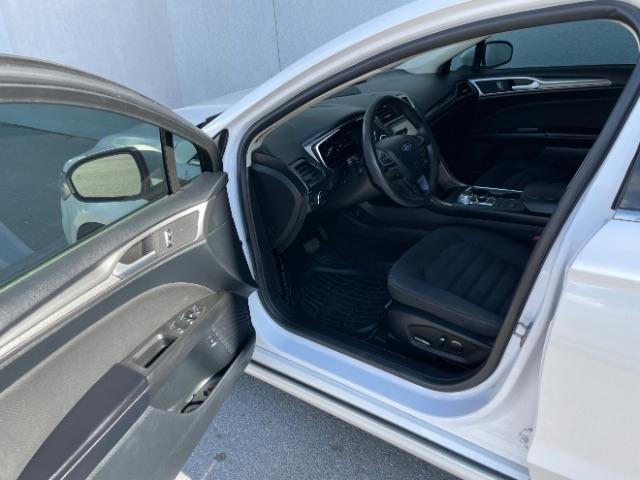 Ford Fusion Hybrid  2019