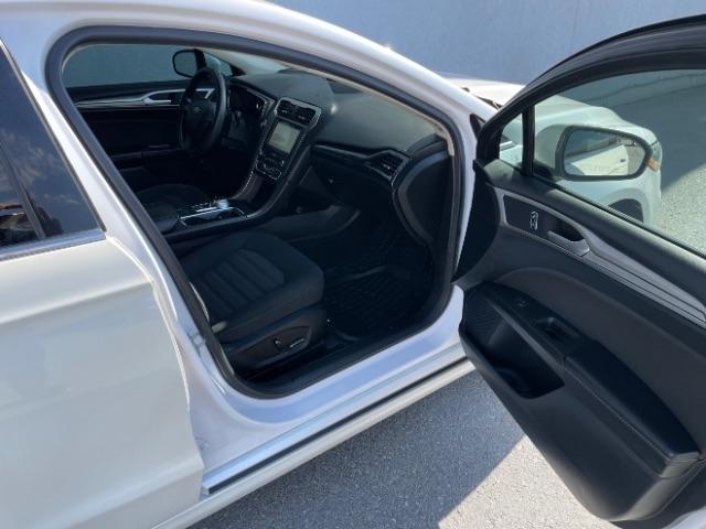 Ford Fusion Hybrid  2019