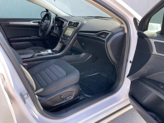 Ford Fusion Hybrid  2019