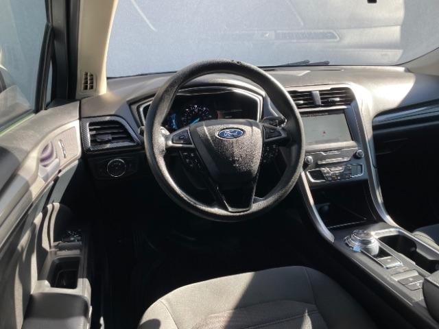 Ford Fusion Hybrid  2019