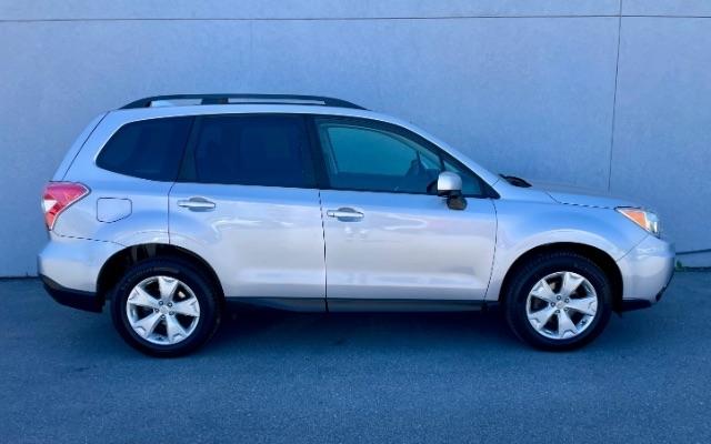 Subaru Forester  2016