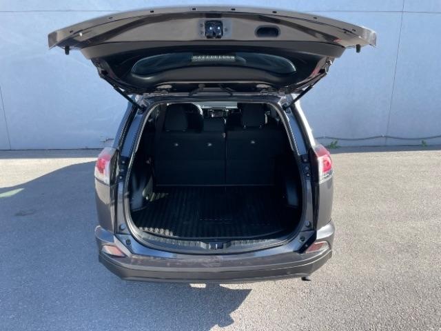 Toyota RAV4  2018