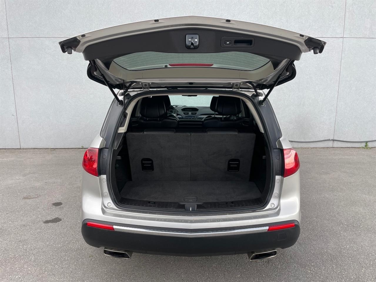 Acura MDX  2011