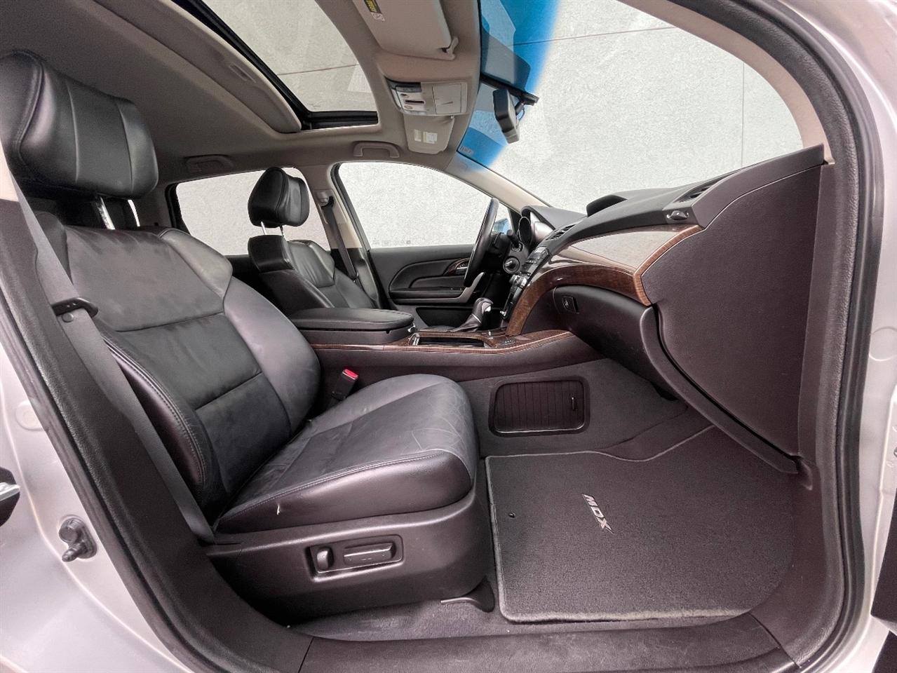 Acura MDX  2011