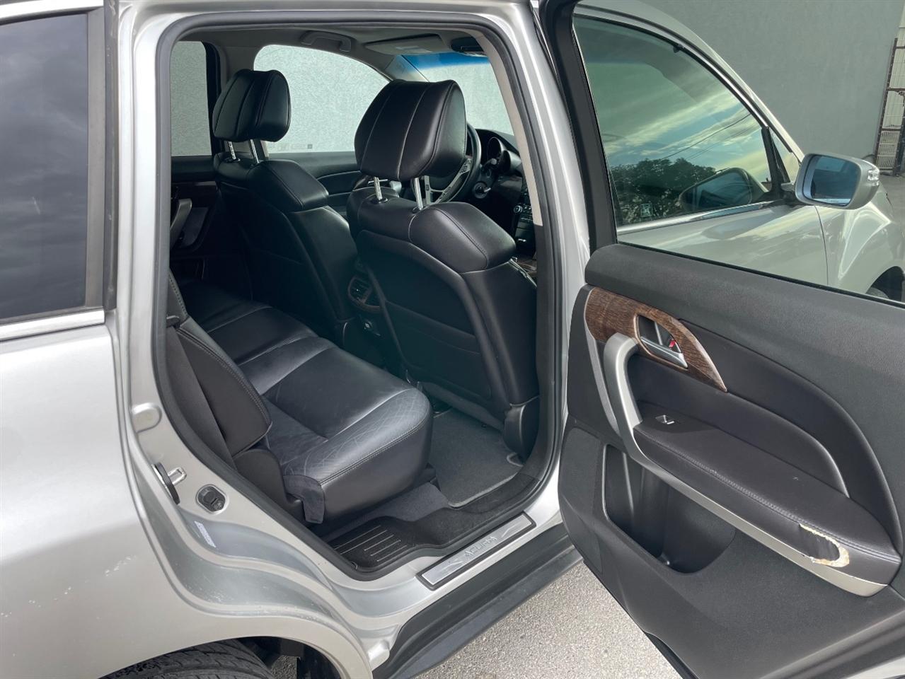 Acura MDX  2011