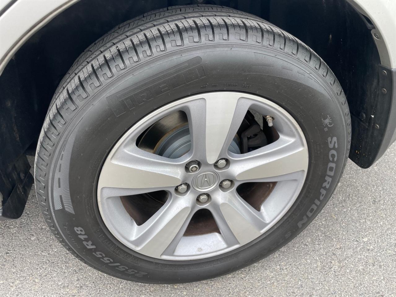 Acura MDX  2011