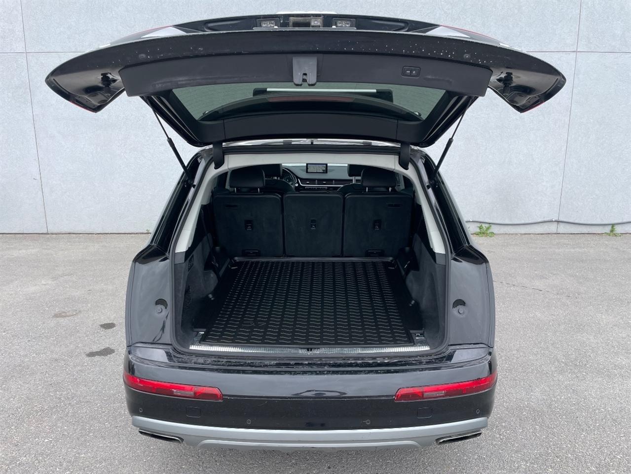 Audi Q7  2017