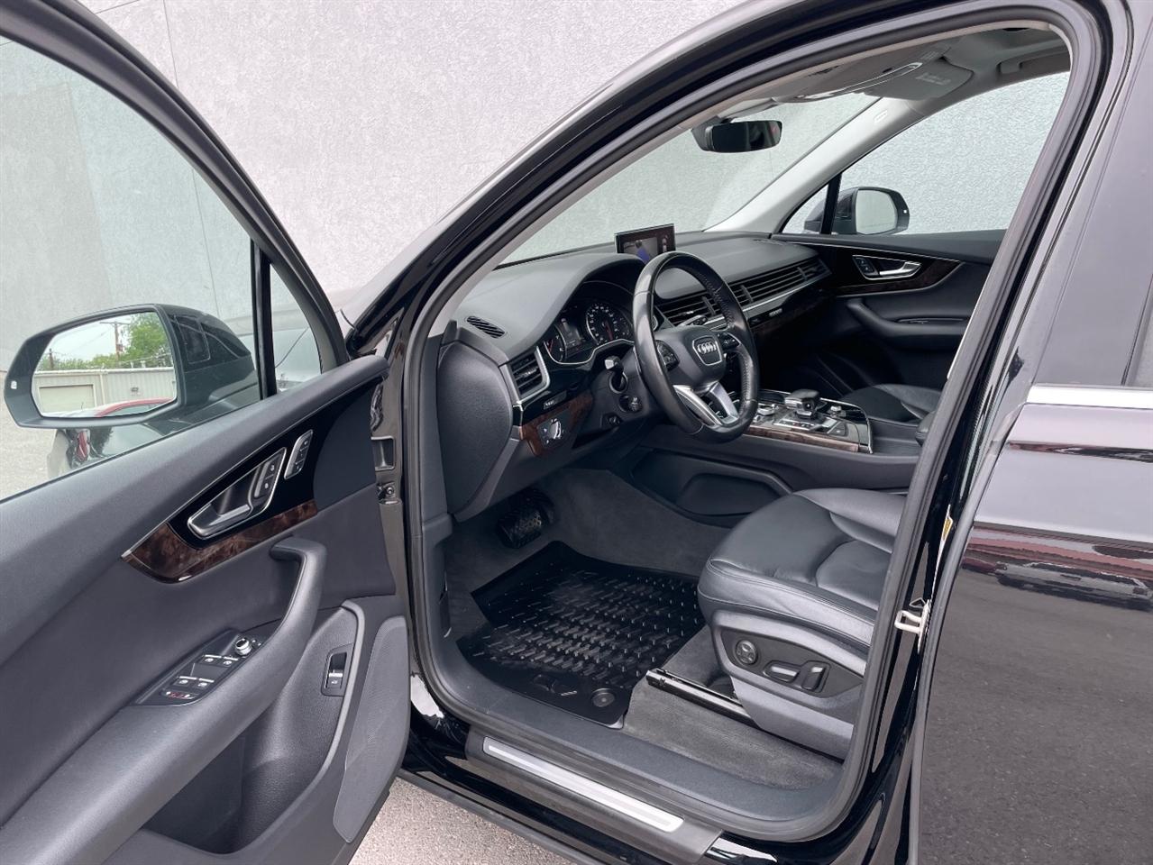 Audi Q7  2017