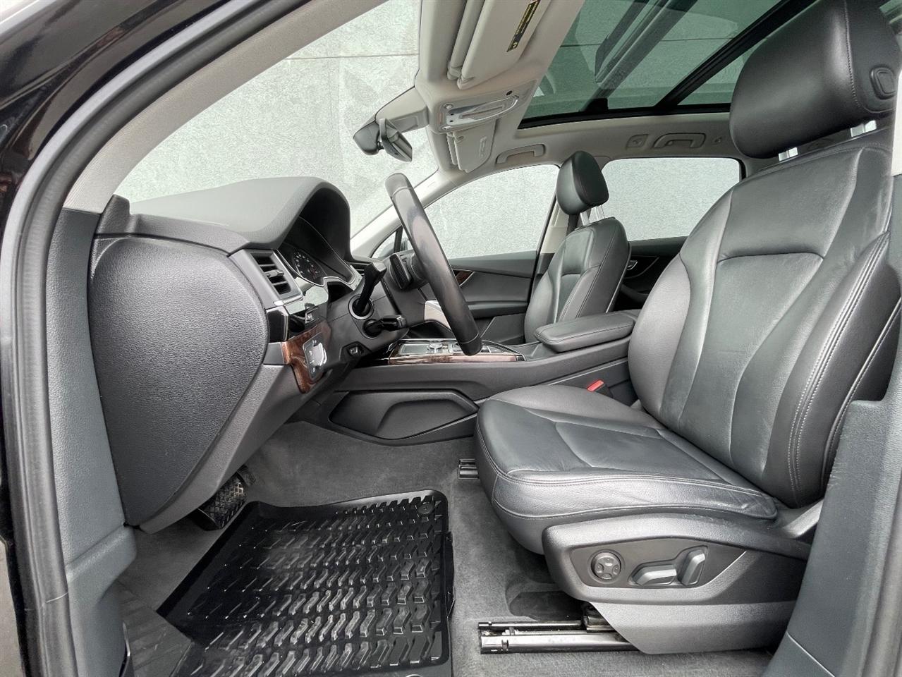 Audi Q7  2017