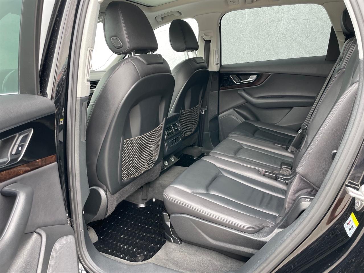 Audi Q7  2017