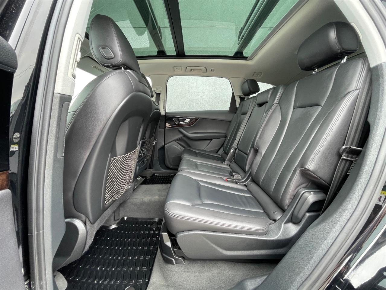 Audi Q7  2017