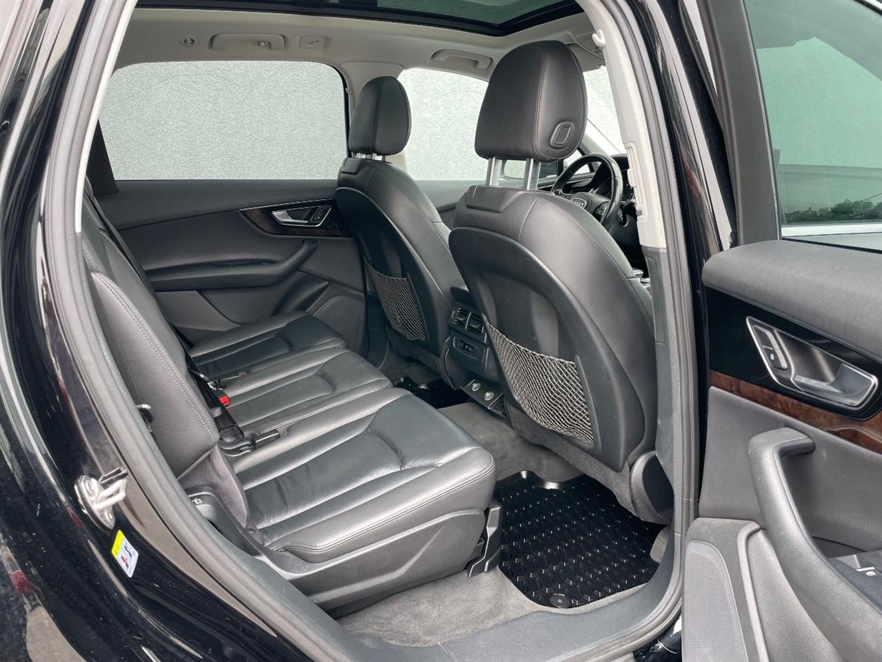 Audi Q7  2017
