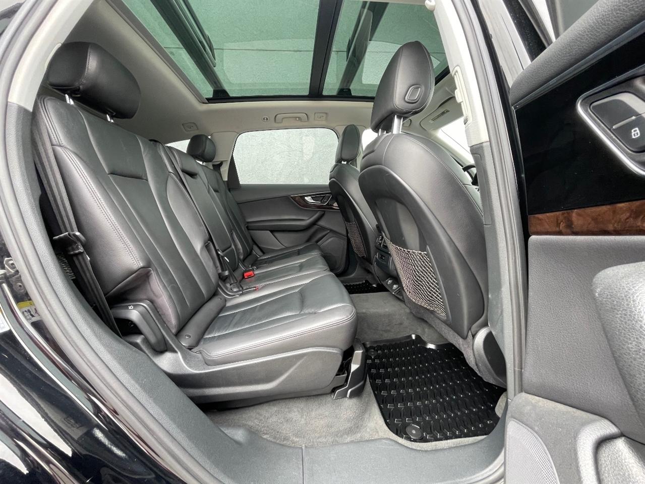 Audi Q7  2017