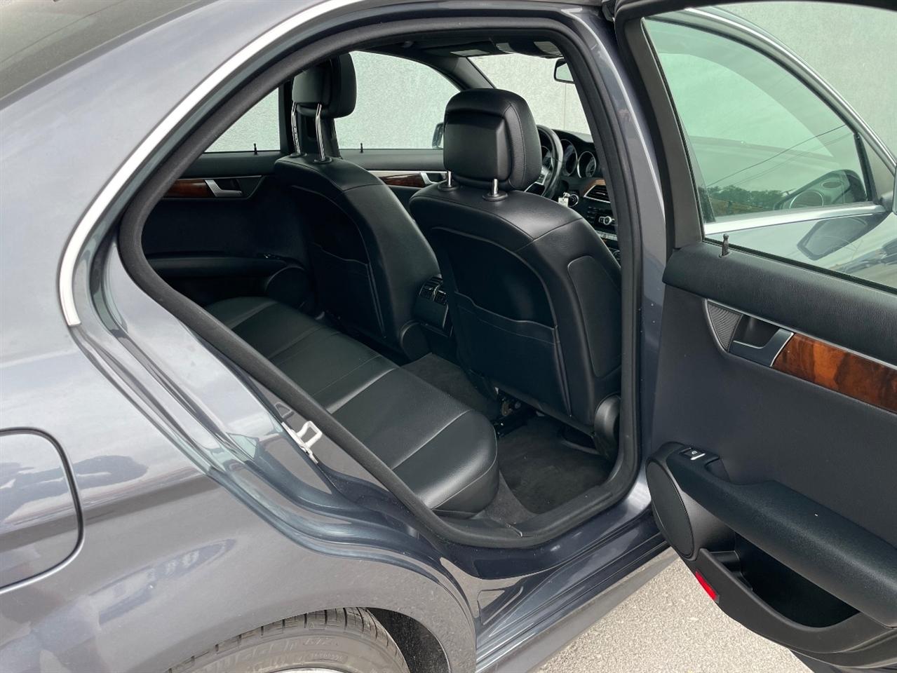 Mercedes-Benz C-Class  2014