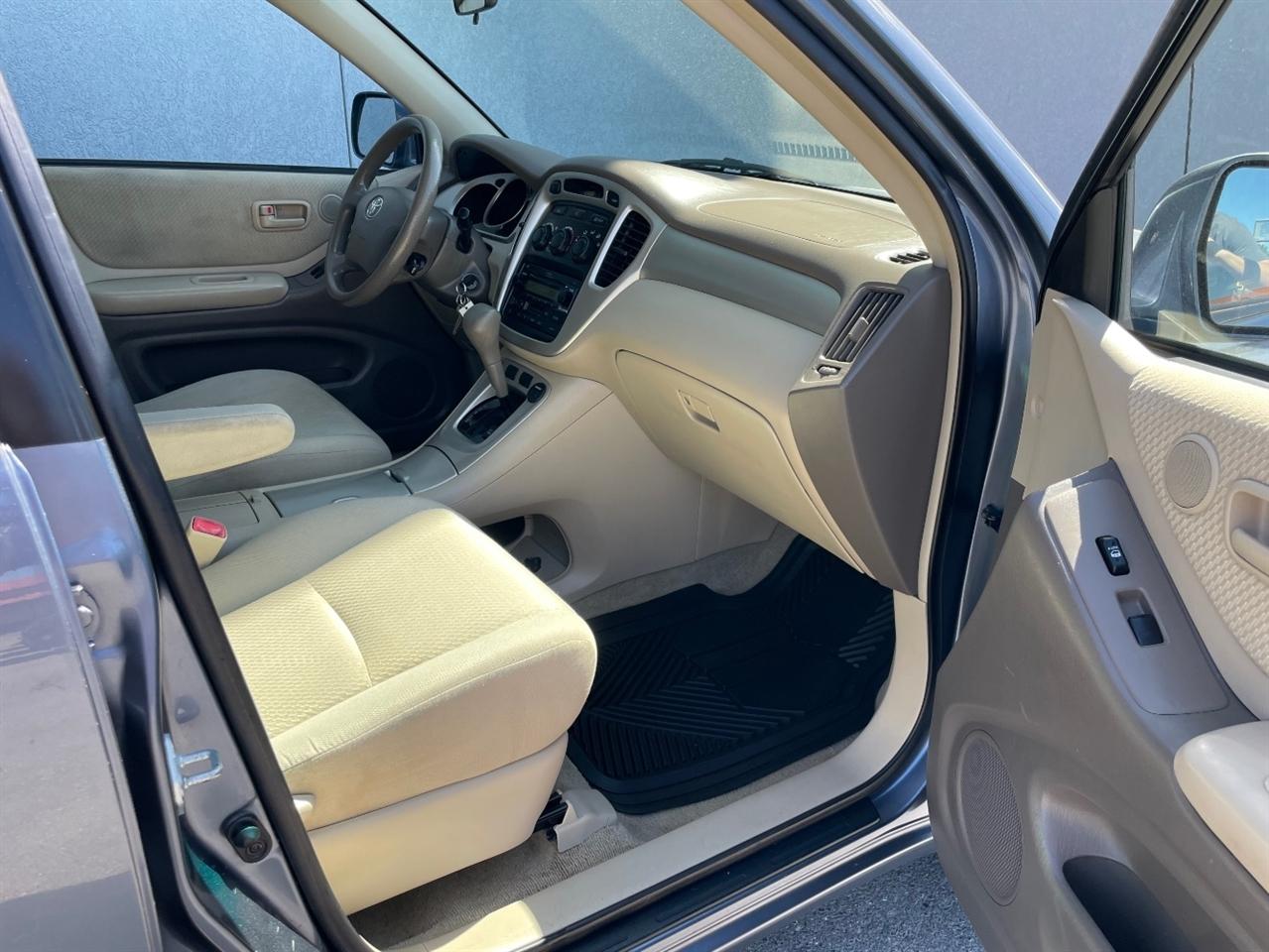 Toyota Highlander  2005