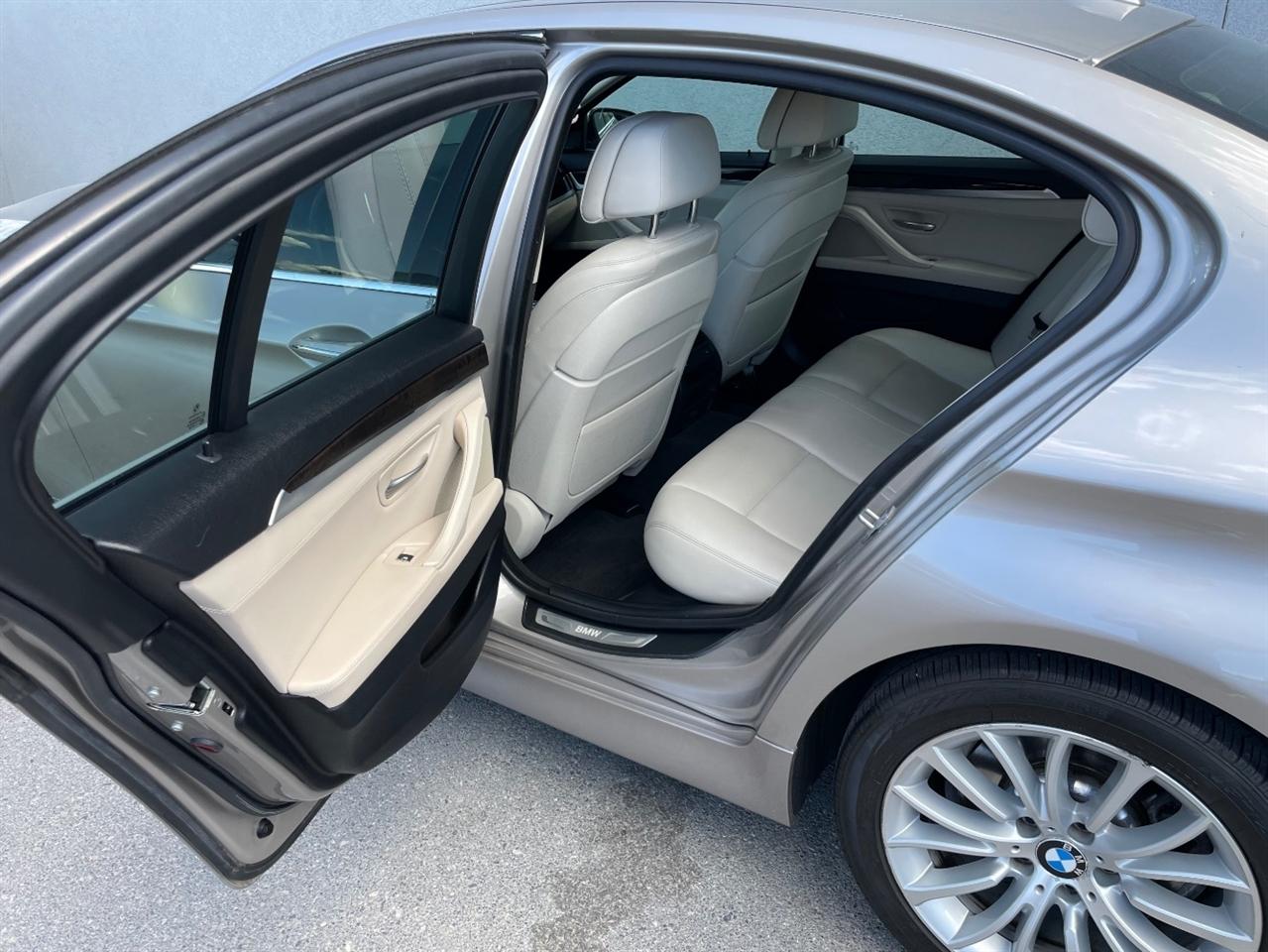BMW 5 Series  2014