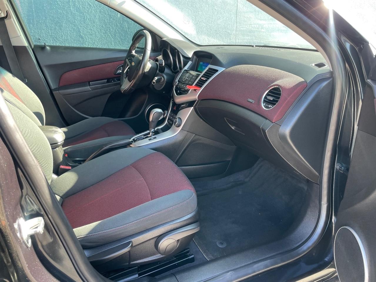 Chevrolet Cruze  2011