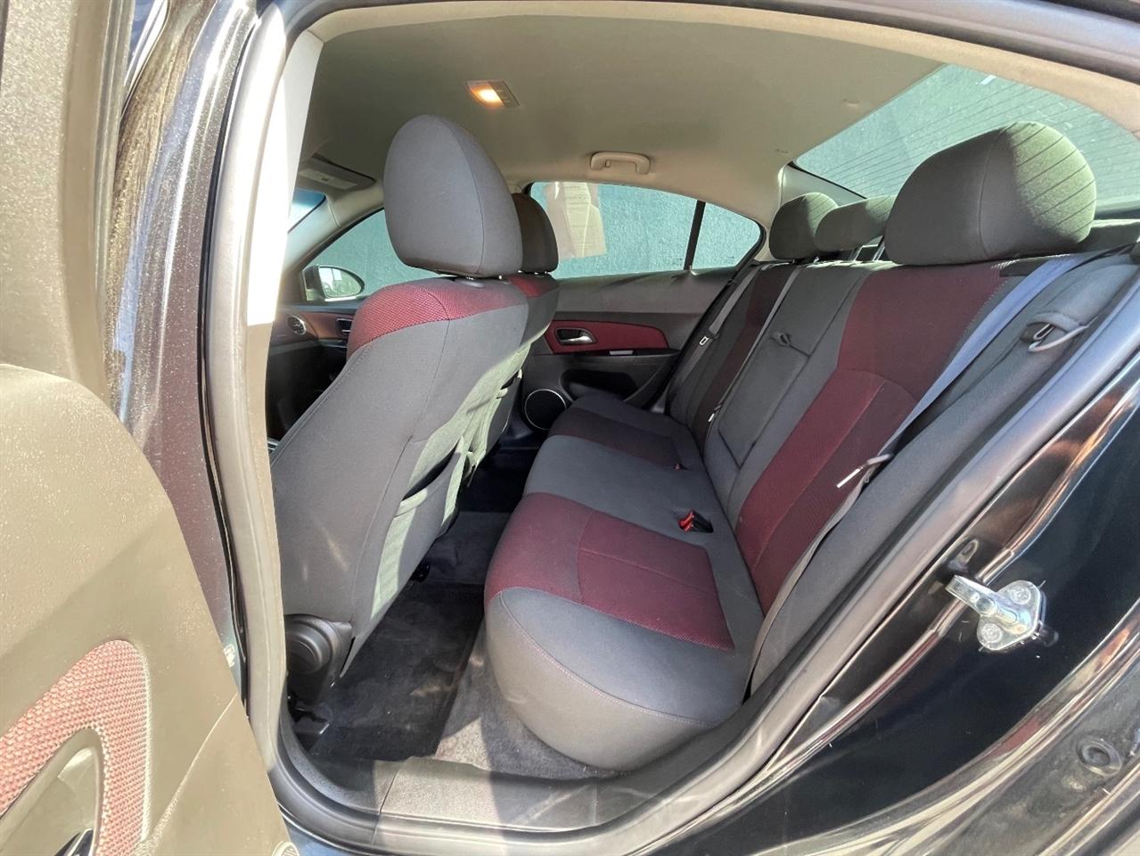 Chevrolet Cruze  2011