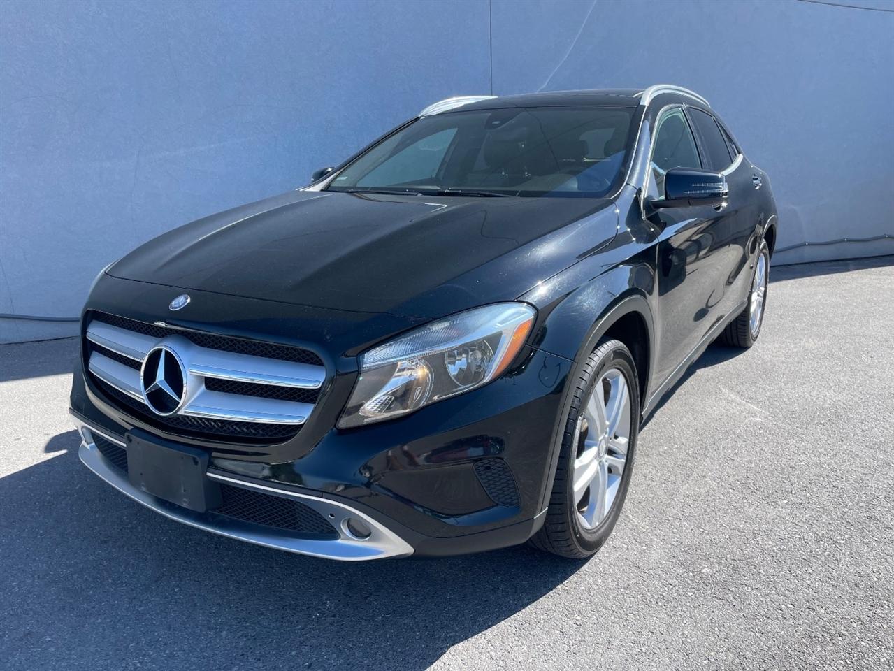 Mercedes-Benz GLA  2016